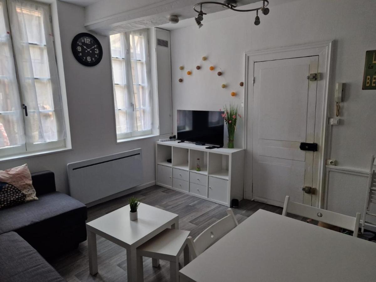 Superbe Appartement - Hypercentre - Rue Madeleine - 6 Personnes Troyes Bagian luar foto
